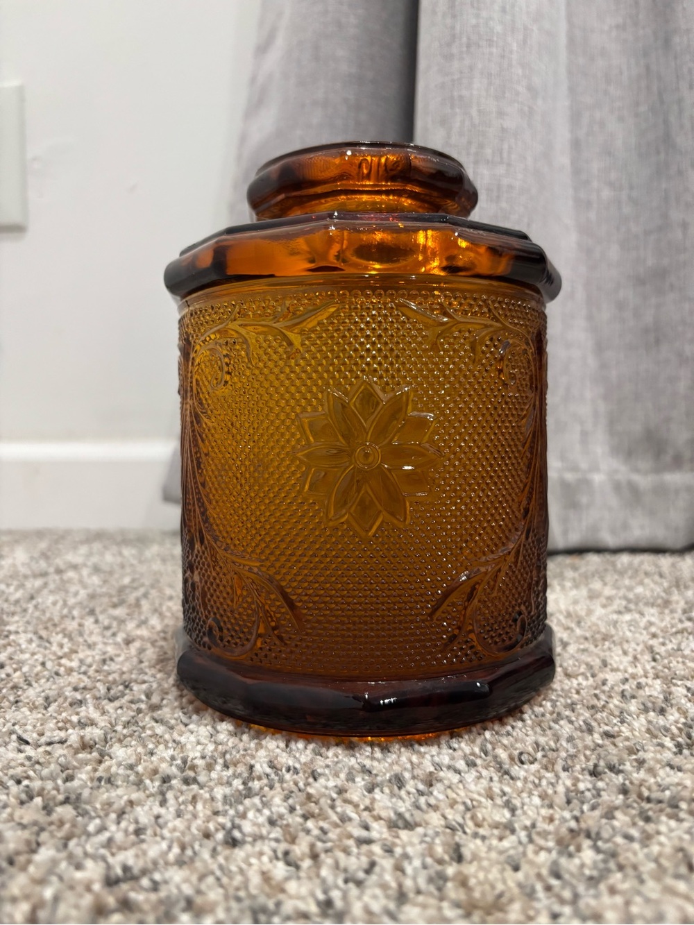 Vintage Tiara Indiana Glass Sandwich Amber Biscuit Cookie Candy Jar with Lid
